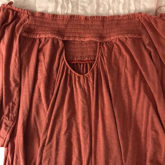 American Eagle Rust/Pink Off the Shoulder Tank - Picture 2 of 3
